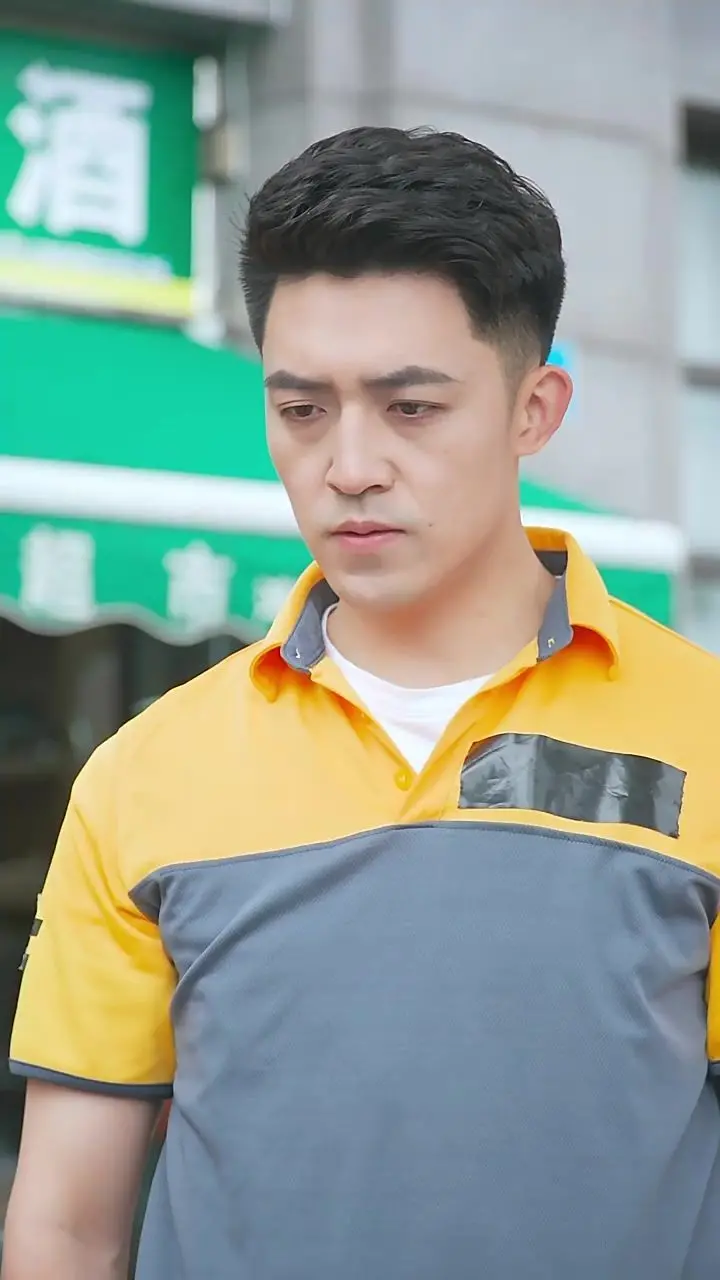 《圣医潜龙》：医术救世，情牵两世，看现代医生如何玩转古代宫廷！